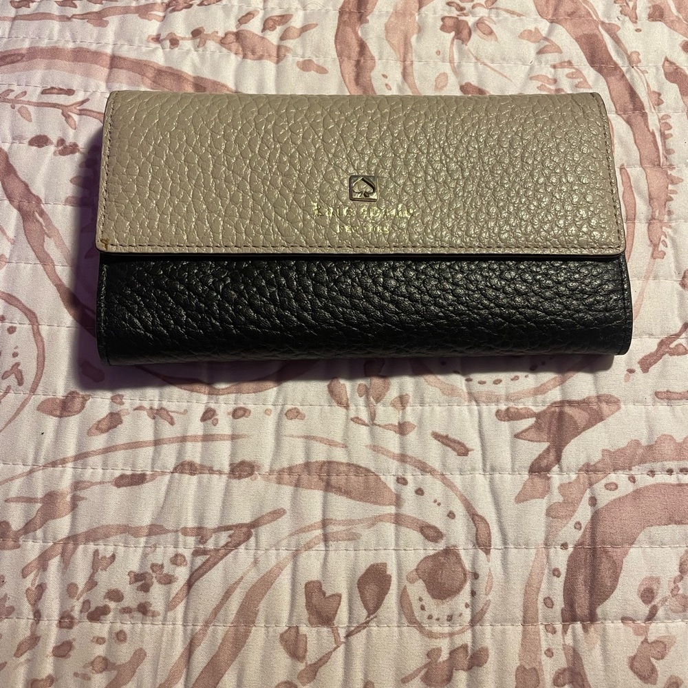 Kate Spade Stacy Southport Ave Bifold Wallet
